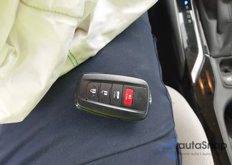 2021 Toyota Corolla Le z USA, uszkodzony, nr VIN JTDVPMAEXMJ150667